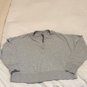 Vuori Light Heather Gray Laguna Henley Sweatshirt